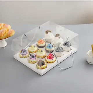 Transparent cupcake box