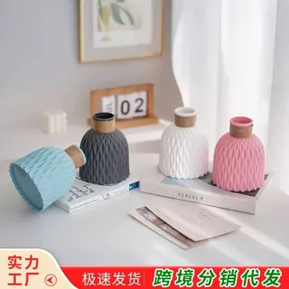 Woven design vase
