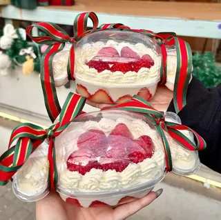 Sweet shape box