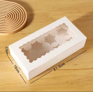 Cupcake box with window cover