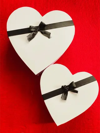 Love shape gift box