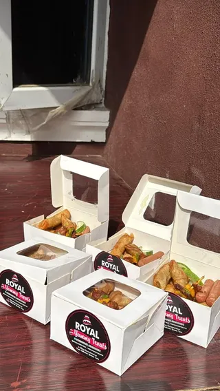 Doughnuts/ dessert box