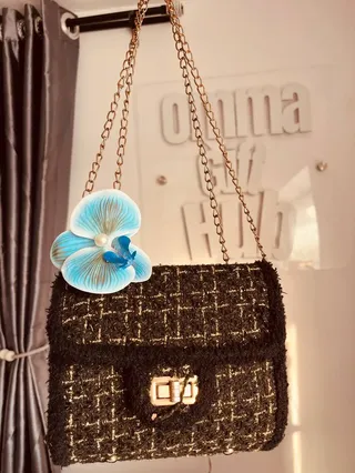 Orchid clip
