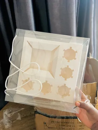 Bento/5cupcakes box with handle