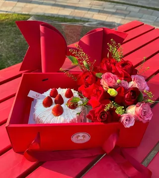 Bow bento/flower box