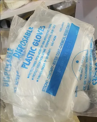 Disposable nylon gloves