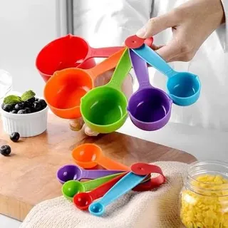 Measuring cups/spoons