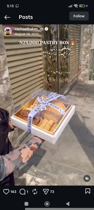 Gold dessert/food box