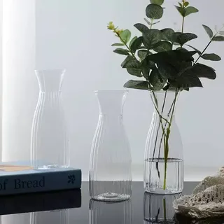 Transparent flower vase